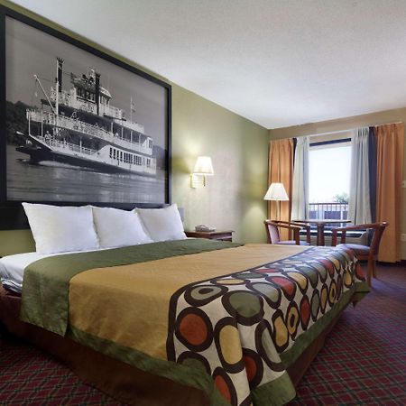 Super 8 By Wyndham Hattiesburg North Exterior photo
